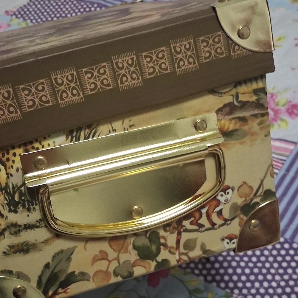 Storage Box - Picture 4 of 10